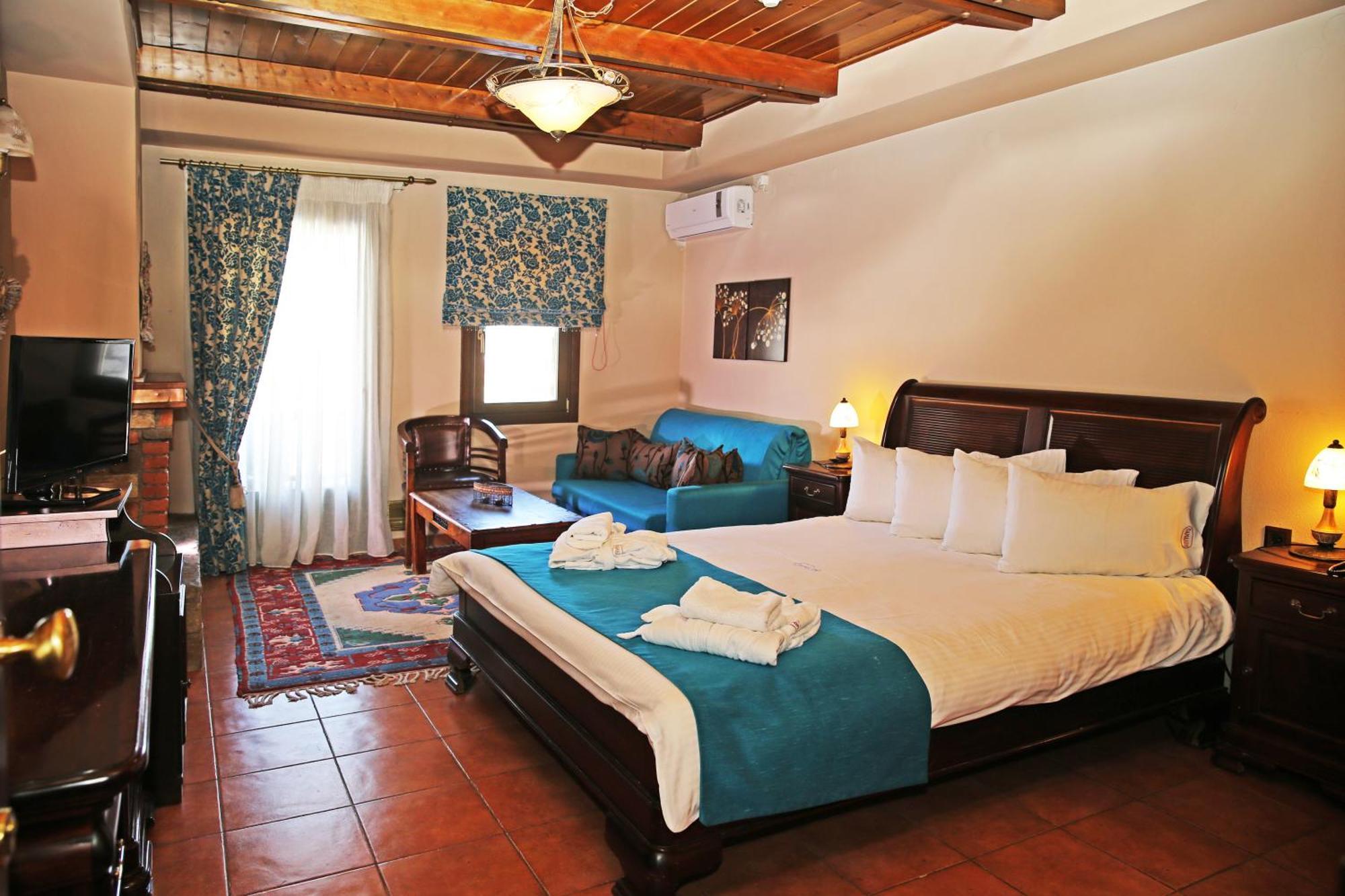 Pandion Luxury Boutique Hotel & Suites With Spa Neochori  Room photo
